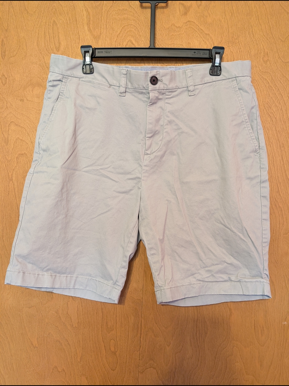 Tommy Hilfiger Men's Light Khaki Casual Shorts Size 34